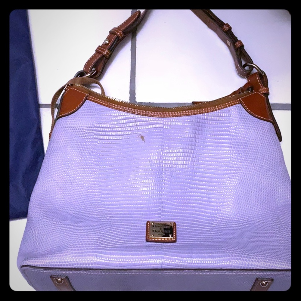 Dooney & Bourke bag, lovely lilac color 🤩